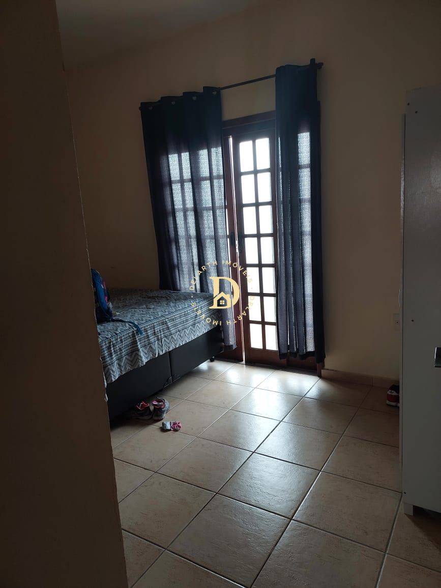 Casa à venda com 4 quartos, 187m² - Foto 12