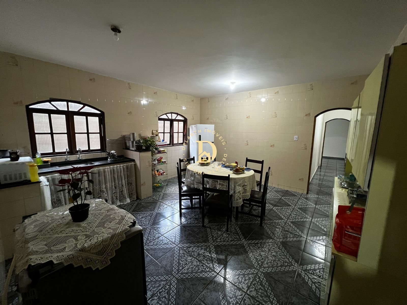 Casa à venda com 4 quartos, 150m² - Foto 5