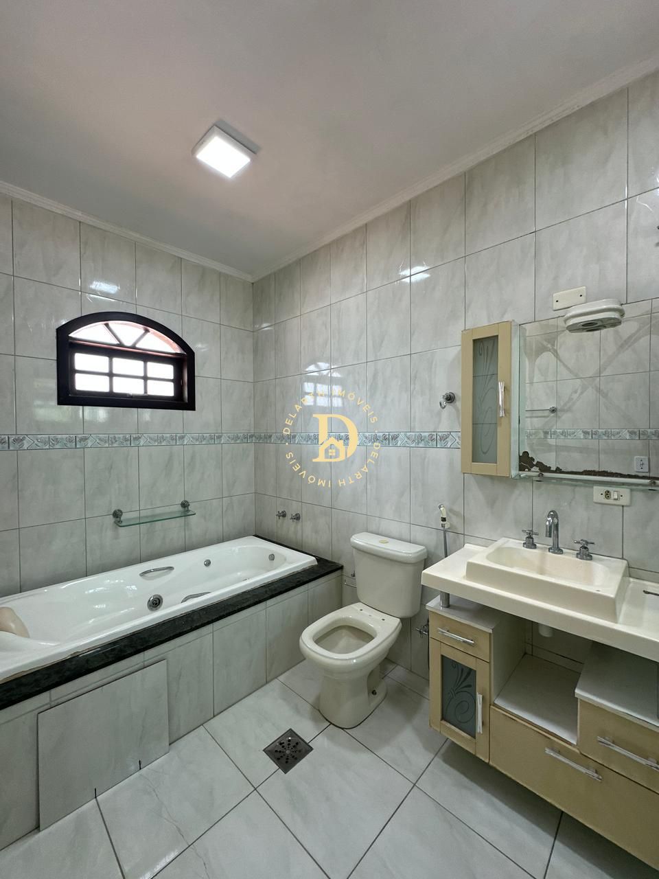Sobrado à venda com 4 quartos, 241m² - Foto 8