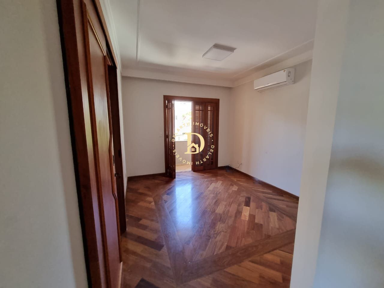 Casa de Condomínio à venda com 4 quartos, 360m² - Foto 10