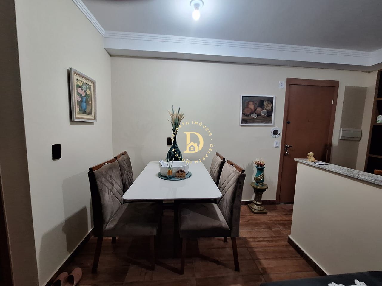 Apartamento à venda com 2 quartos, 46m² - Foto 1