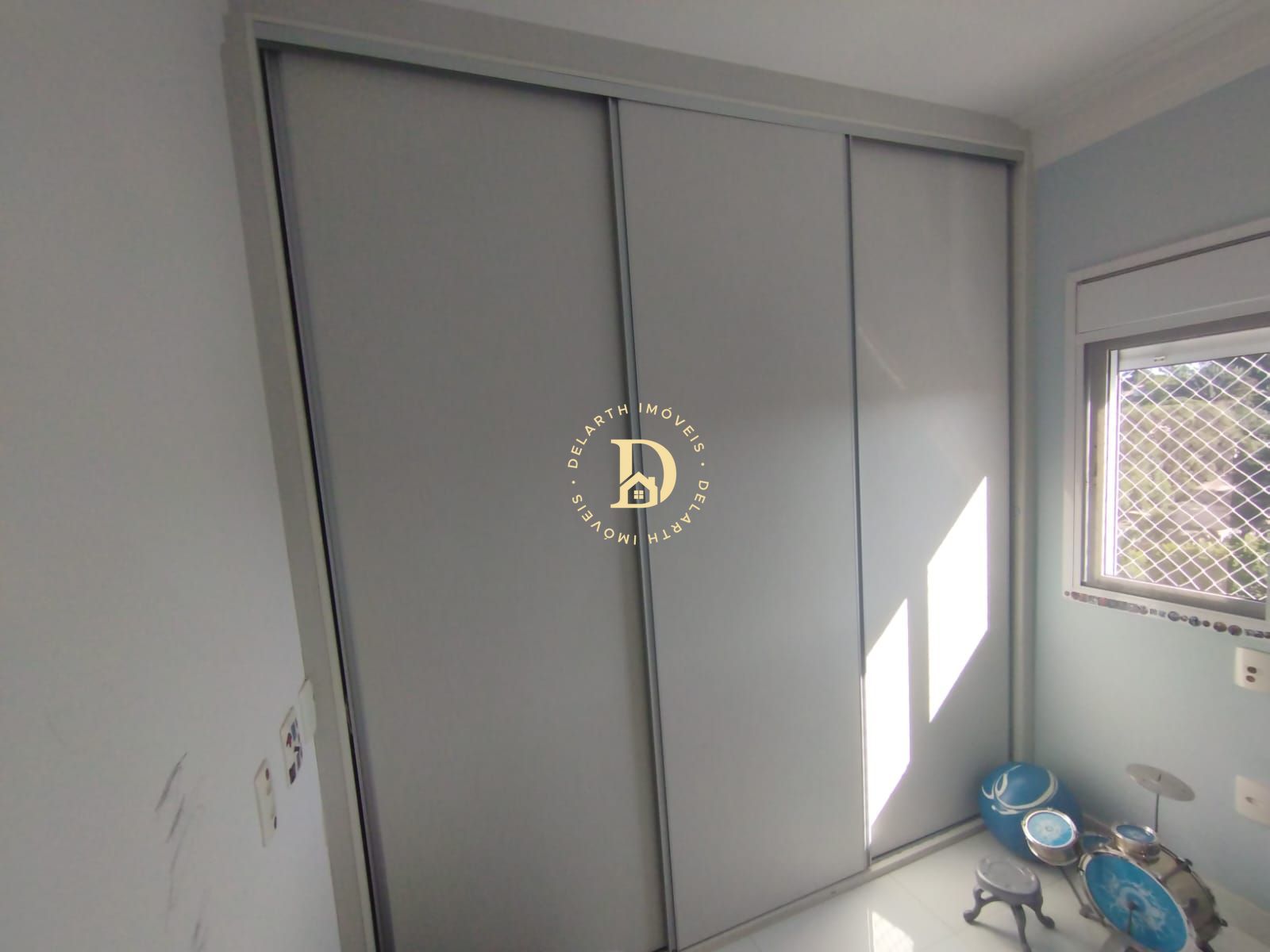 Apartamento à venda com 3 quartos, 76m² - Foto 11