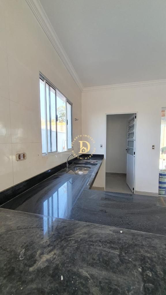 Sobrado à venda e aluguel com 3 quartos, 150m² - Foto 3