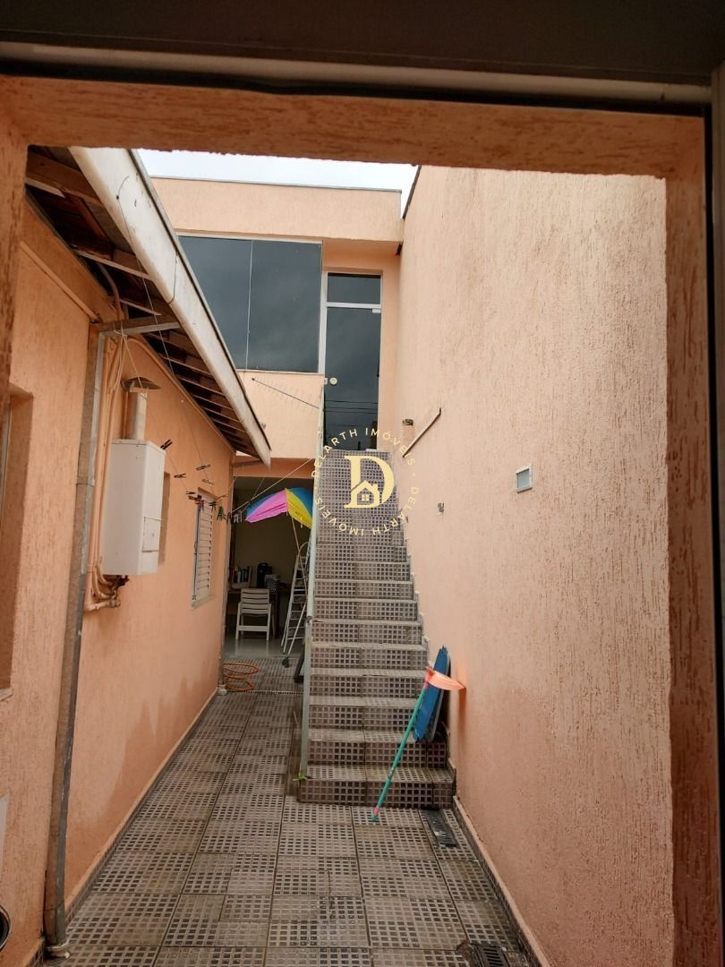 Casa à venda com 3 quartos, 160m² - Foto 3