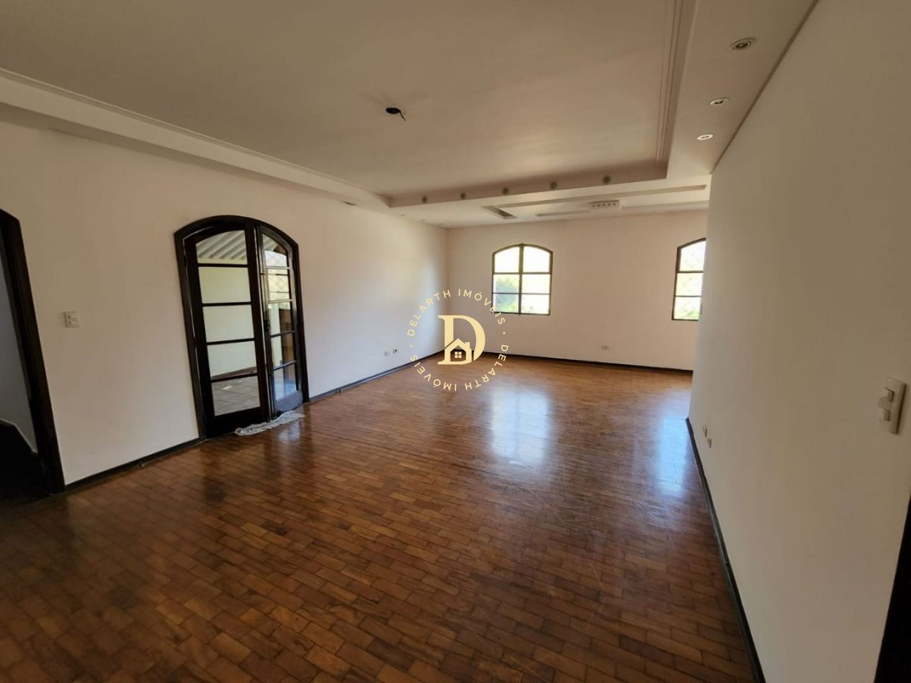 Casa, 4 quartos, 280 m² - Foto 1