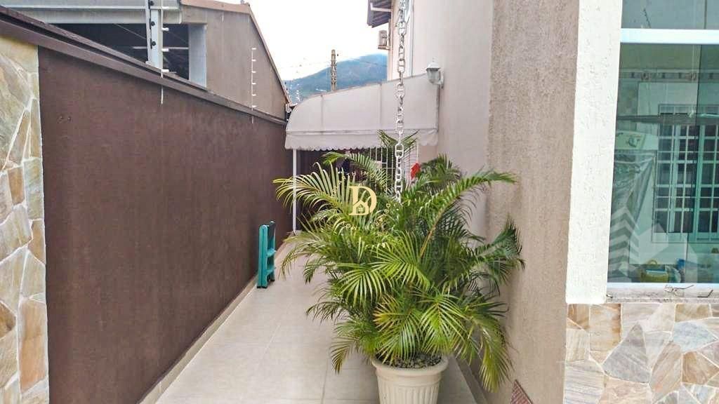 Casa, 5 quartos, 312 m² - Foto 7
