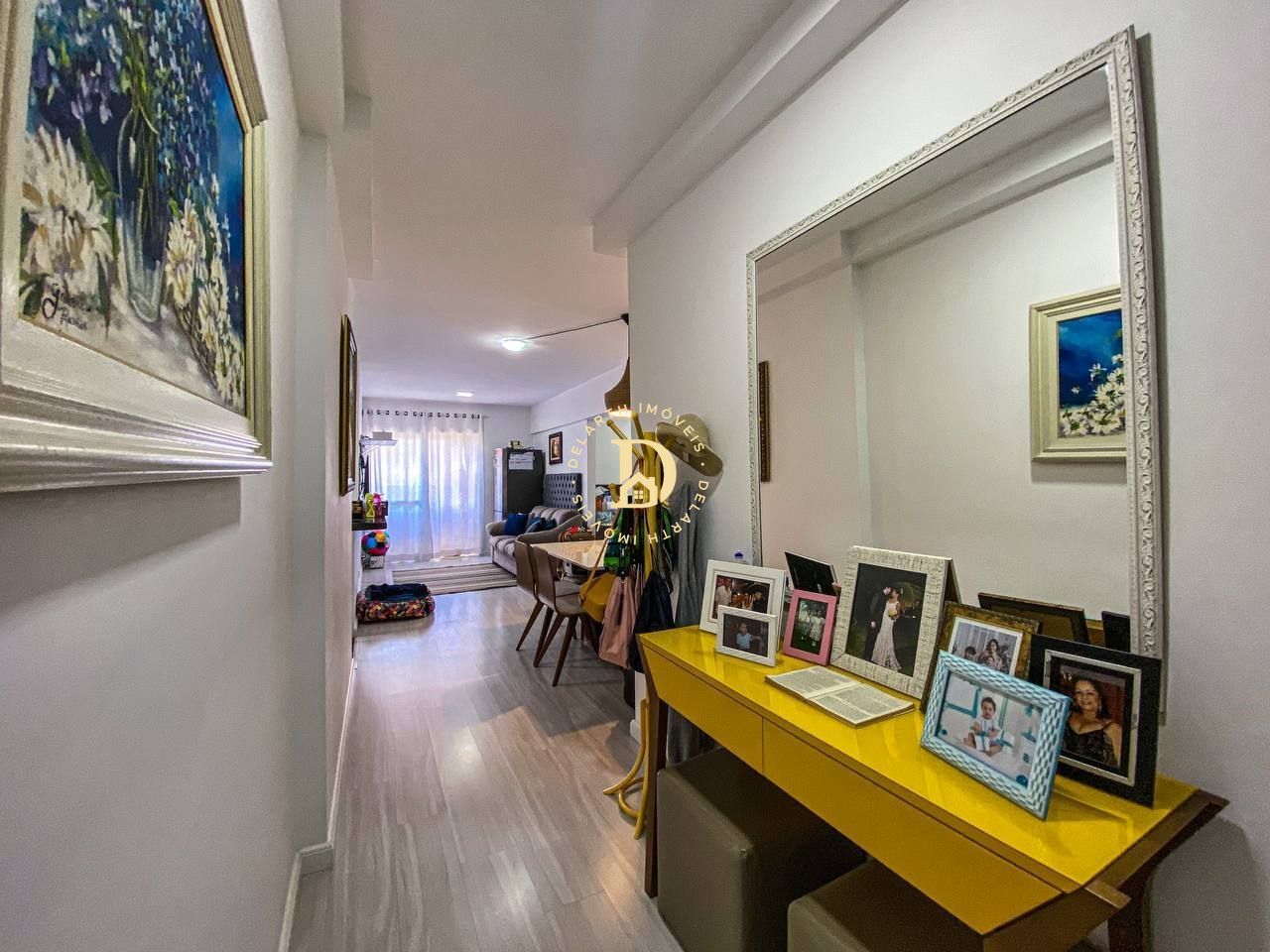 Apartamento à venda com 2 quartos, 73m² - Foto 4