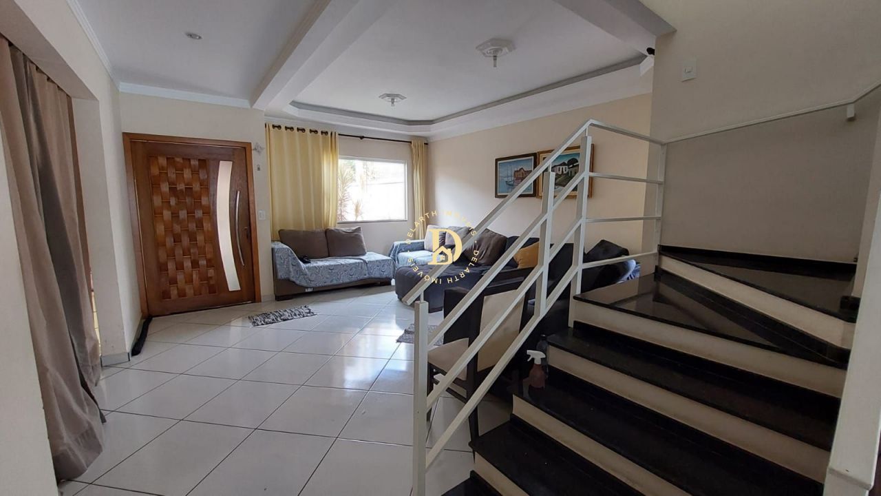 Casa à venda com 4 quartos, 209m² - Foto 11