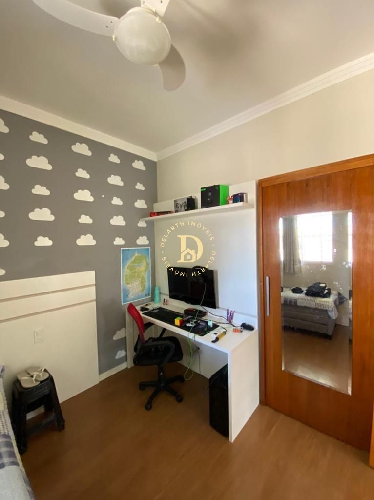 Casa à venda com 4 quartos, 170m² - Foto 17