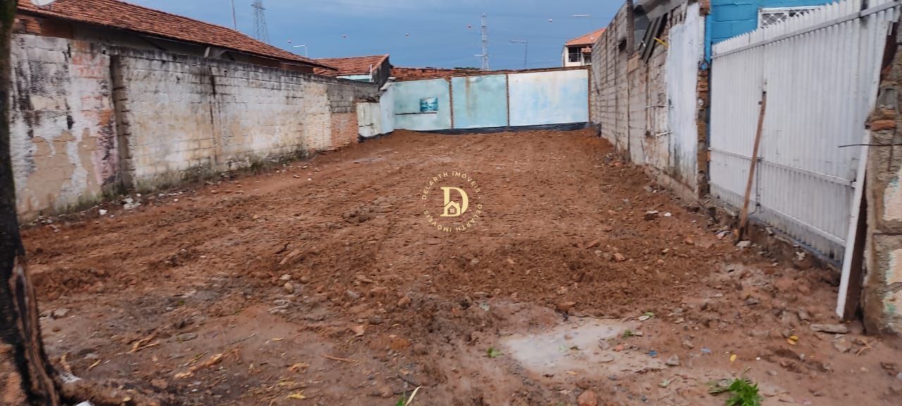 Terreno à venda, 300m² - Foto 1