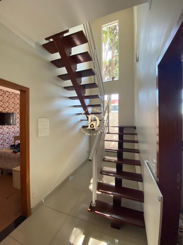 Casa à venda com 4 quartos, 170m² - Foto 8