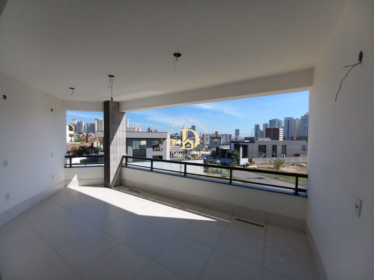 Casa à venda com 3 quartos, 320m² - Foto 17