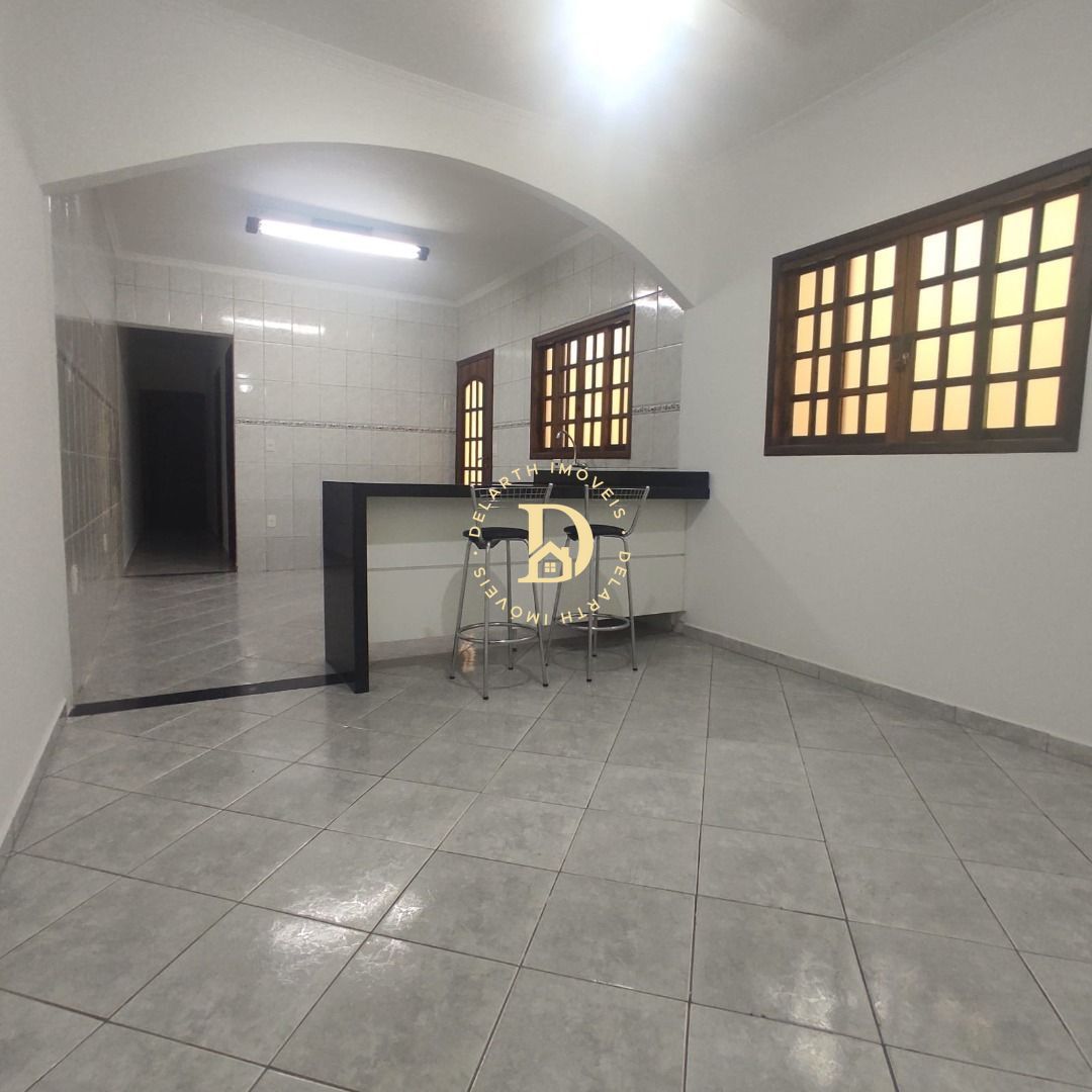 Casa à venda com 3 quartos, 140m² - Foto 4