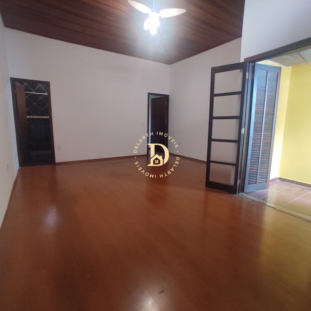 Casa à venda com 3 quartos, 140m² - Foto 11