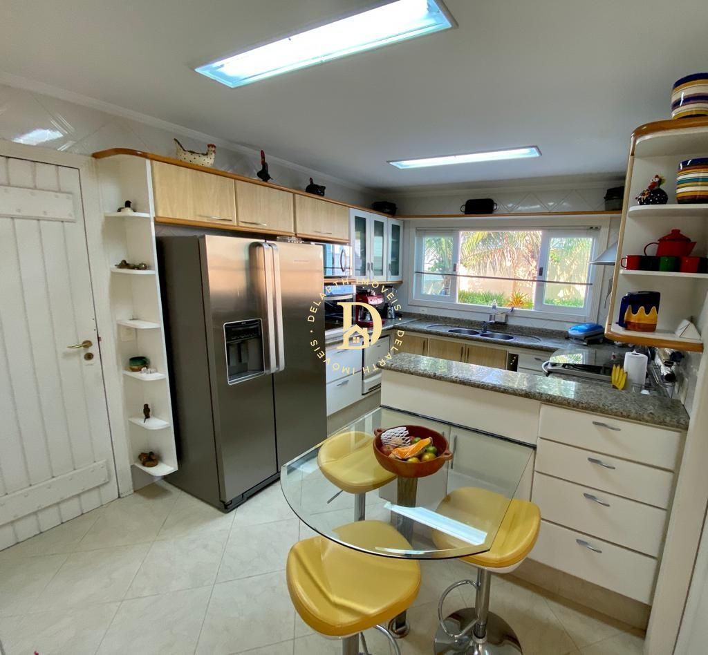 Casa, 3 quartos, 250 m² - Foto 3