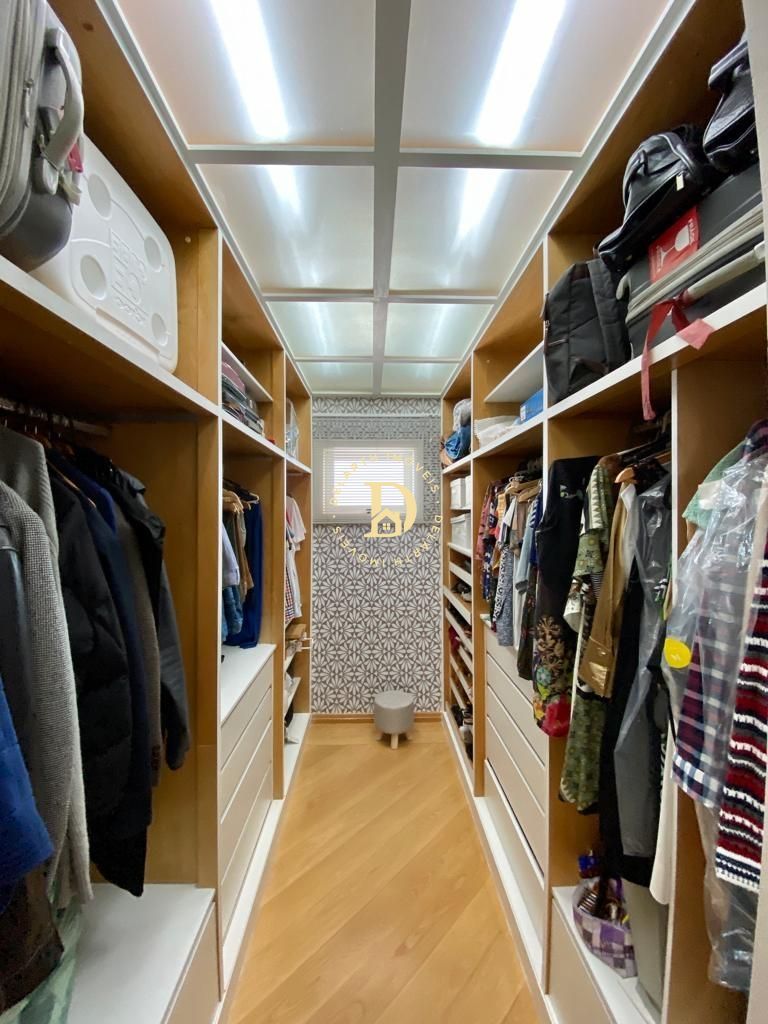 Casa, 3 quartos, 250 m² - Foto 11