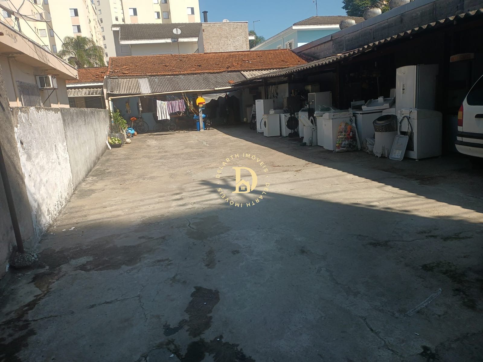 Casa - Terreno inteiro - Jardim América - SJCampos - 70m2