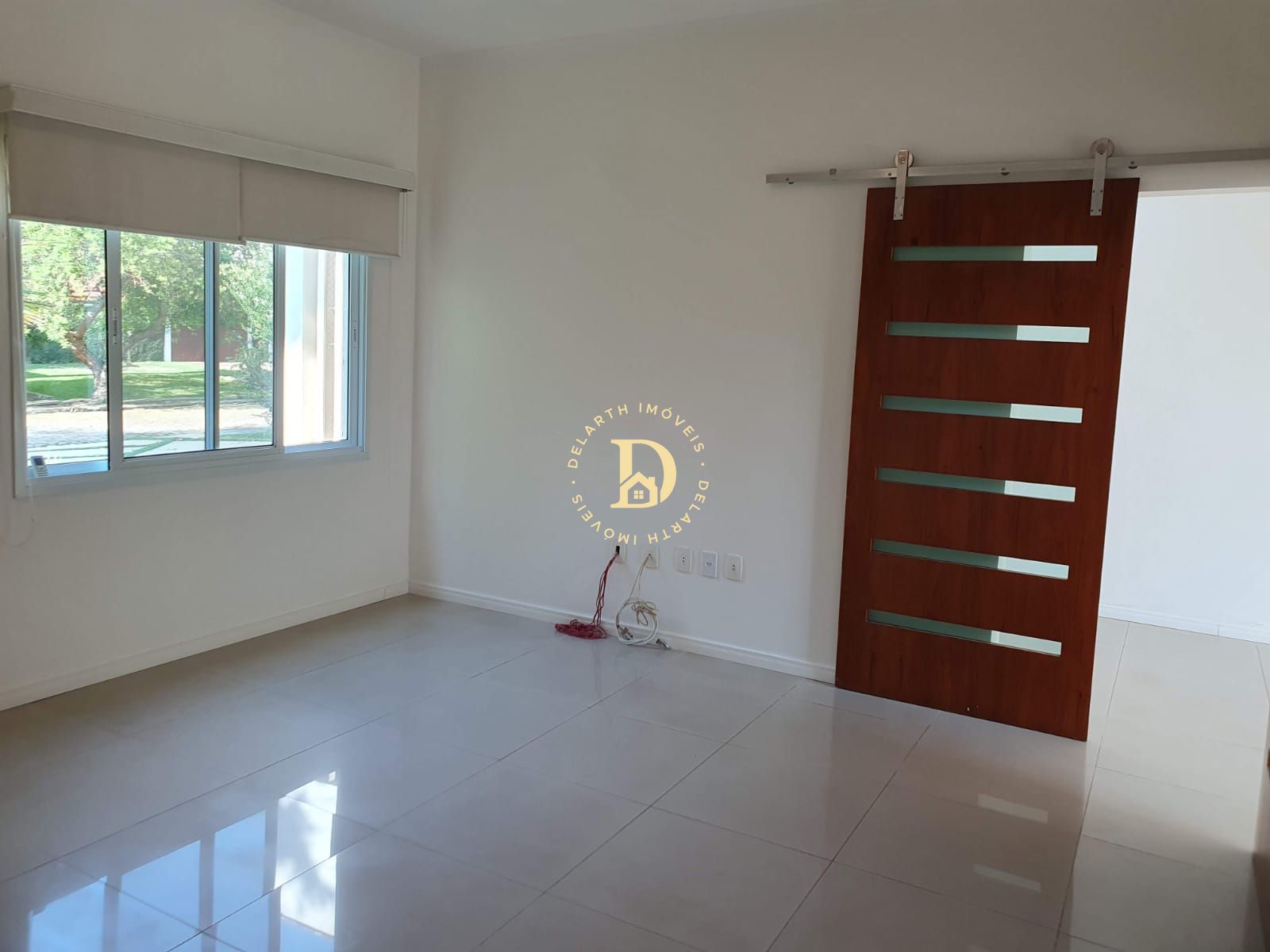 Casa de Condomínio à venda e aluguel com 5 quartos, 330m² - Foto 10