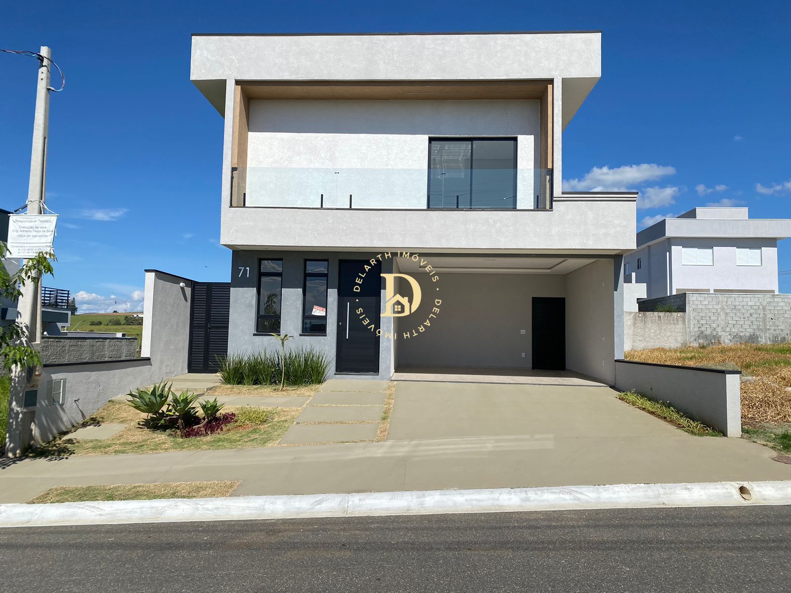 Sobrado em condomínio - Residencial Malibu - Caçapava - 3dorms (1 suíte) - 180m²