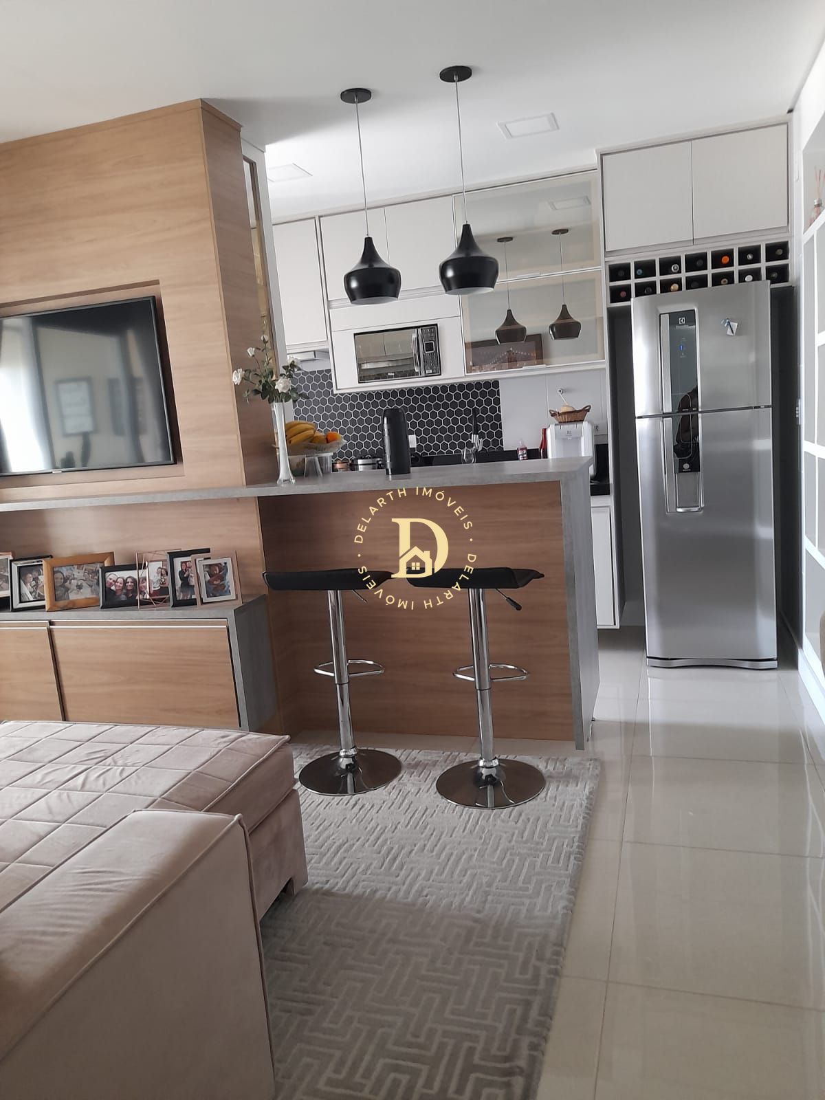 Apartamento à venda com 2 quartos, 85m² - Foto 1