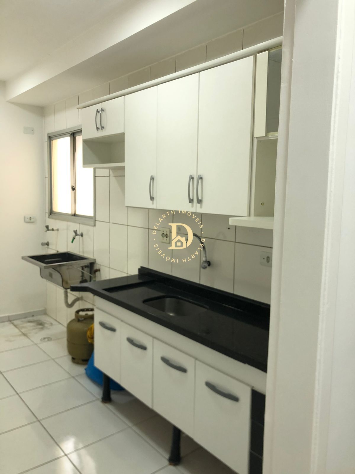 Apartamento à venda com 3 quartos, 76m² - Foto 3