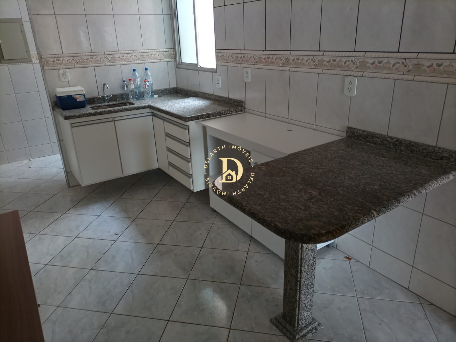 Apartamento à venda com 2 quartos, 70m² - Foto 4