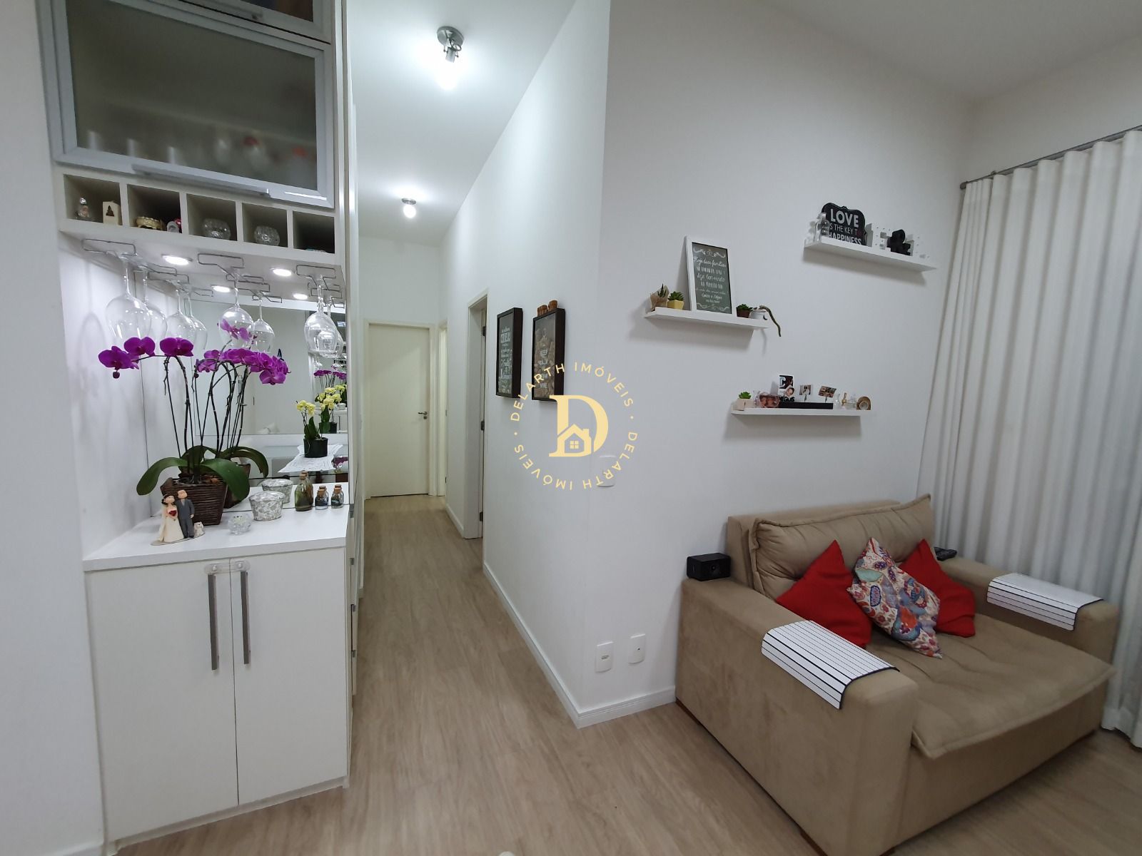 Apartamento à venda com 2 quartos, 71m² - Foto 2