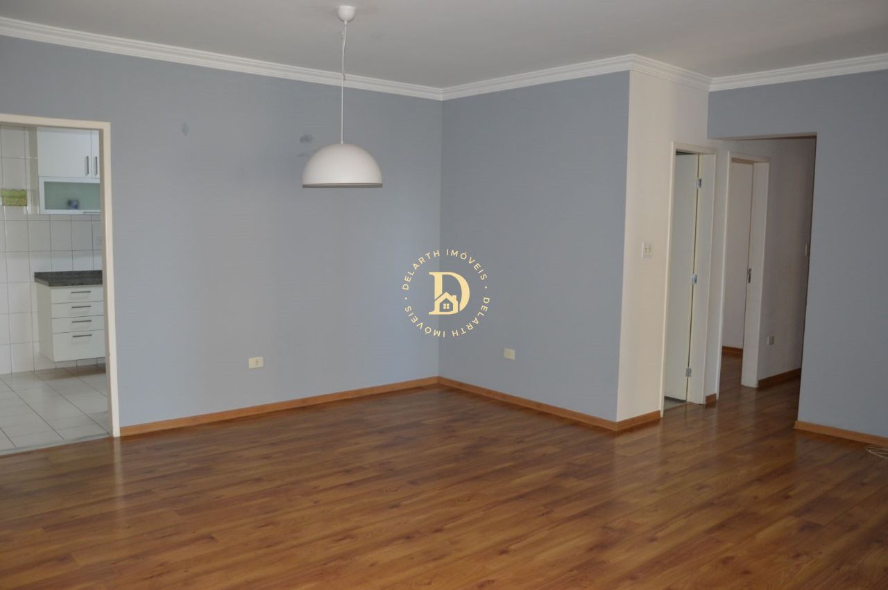 Apartamento para alugar com 3 quartos, 105m² - Foto 3