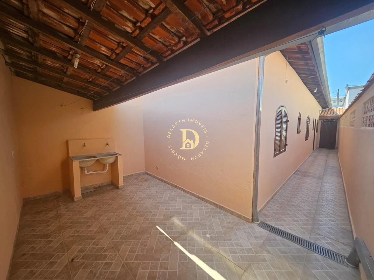 Casa, 2 quartos, 125 m² - Foto 1