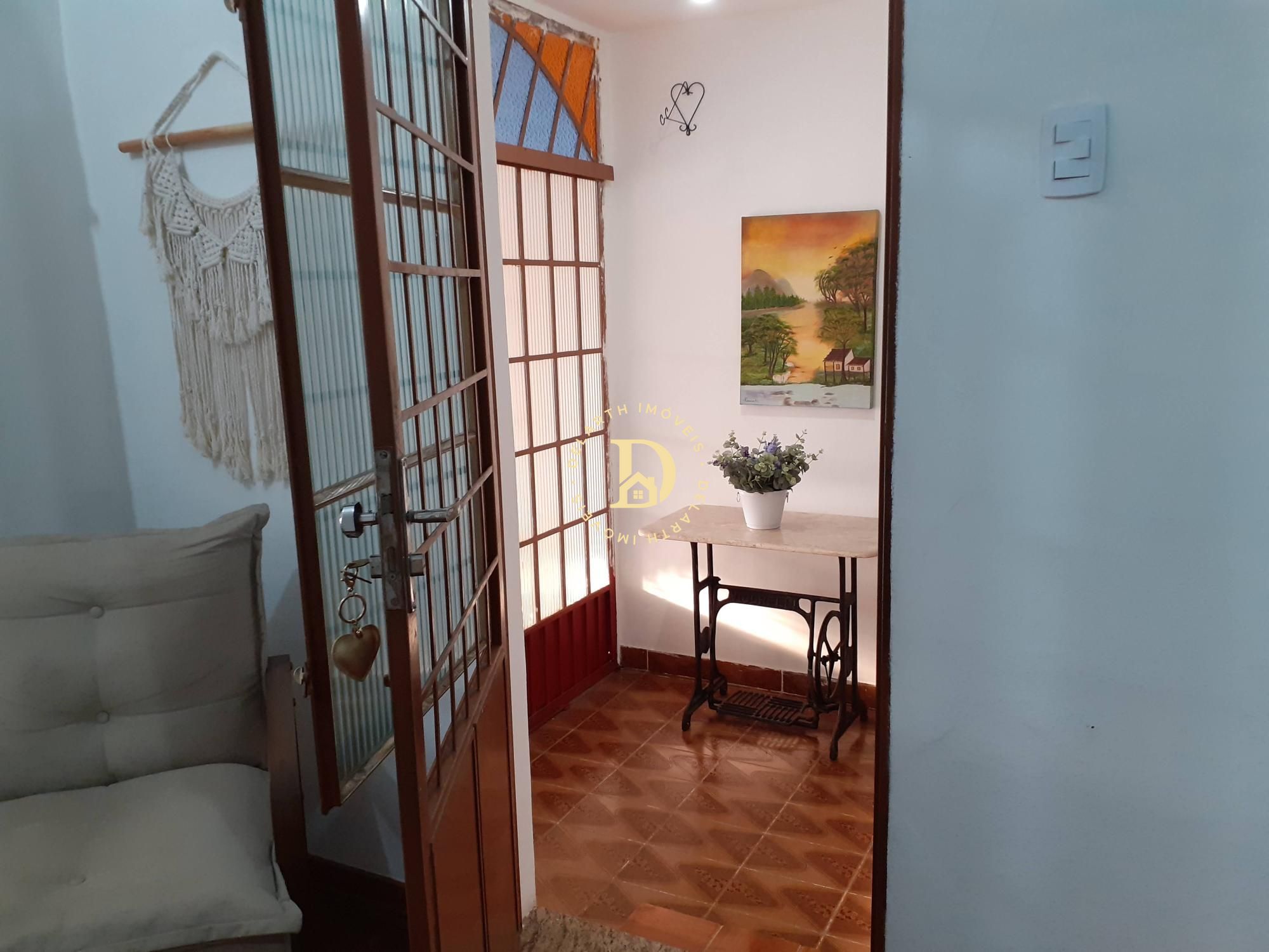 Casa à venda com 3 quartos, 80m² - Foto 4