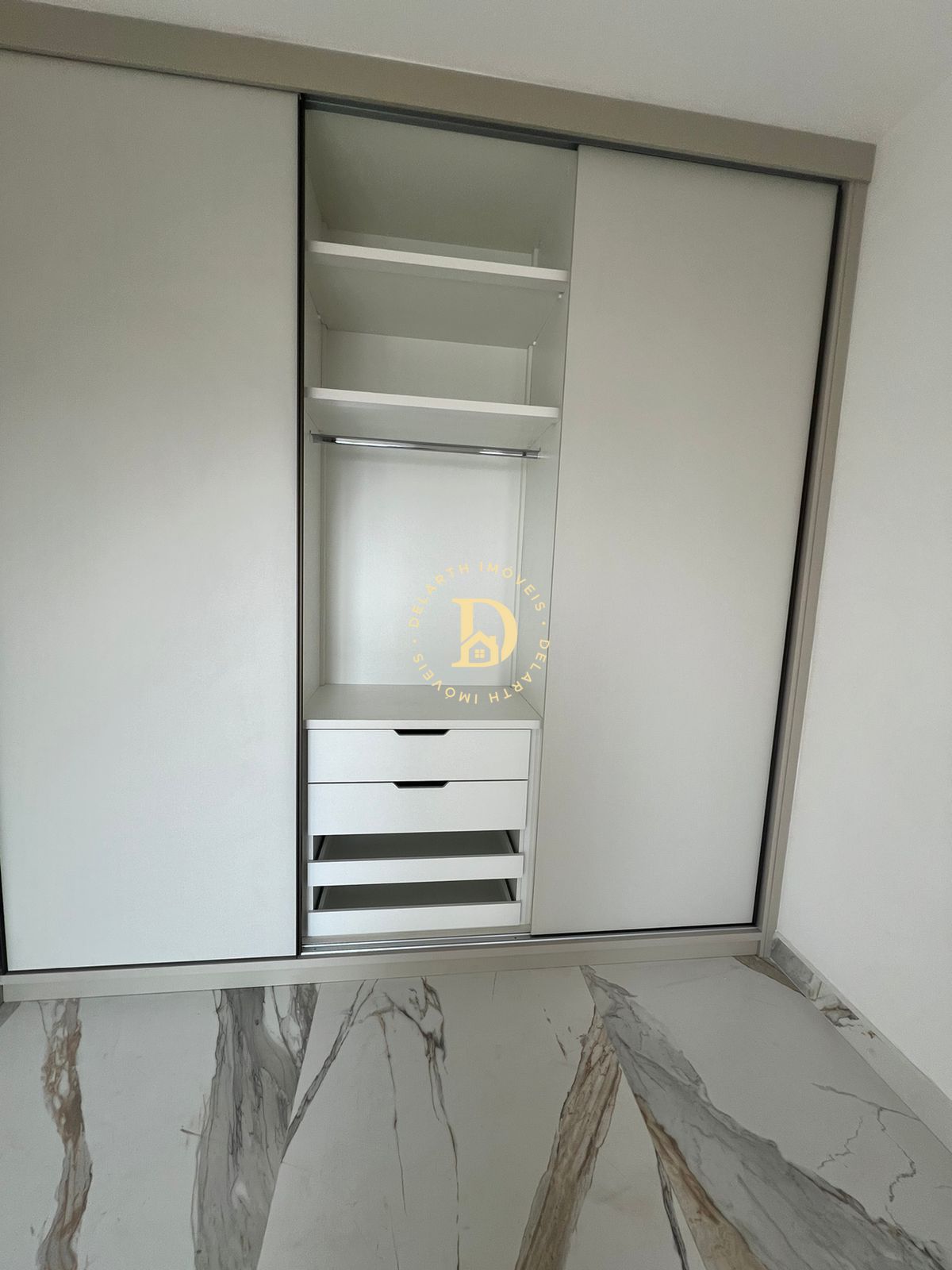 Apartamento para alugar com 2 quartos, 60m² - Foto 9