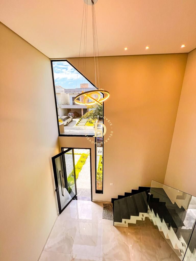 Casa de Condomínio à venda com 4 quartos, 258m² - Foto 6