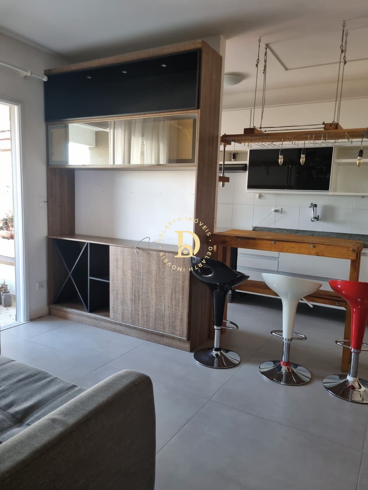 Apartamento à venda com 2 quartos, 65m² - Foto 1