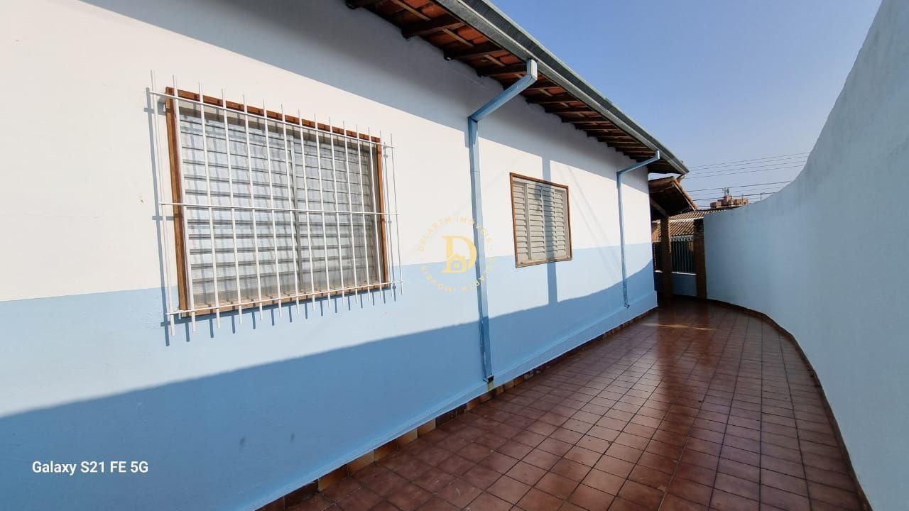 Casa à venda e aluguel com 3 quartos, 150m² - Foto 14