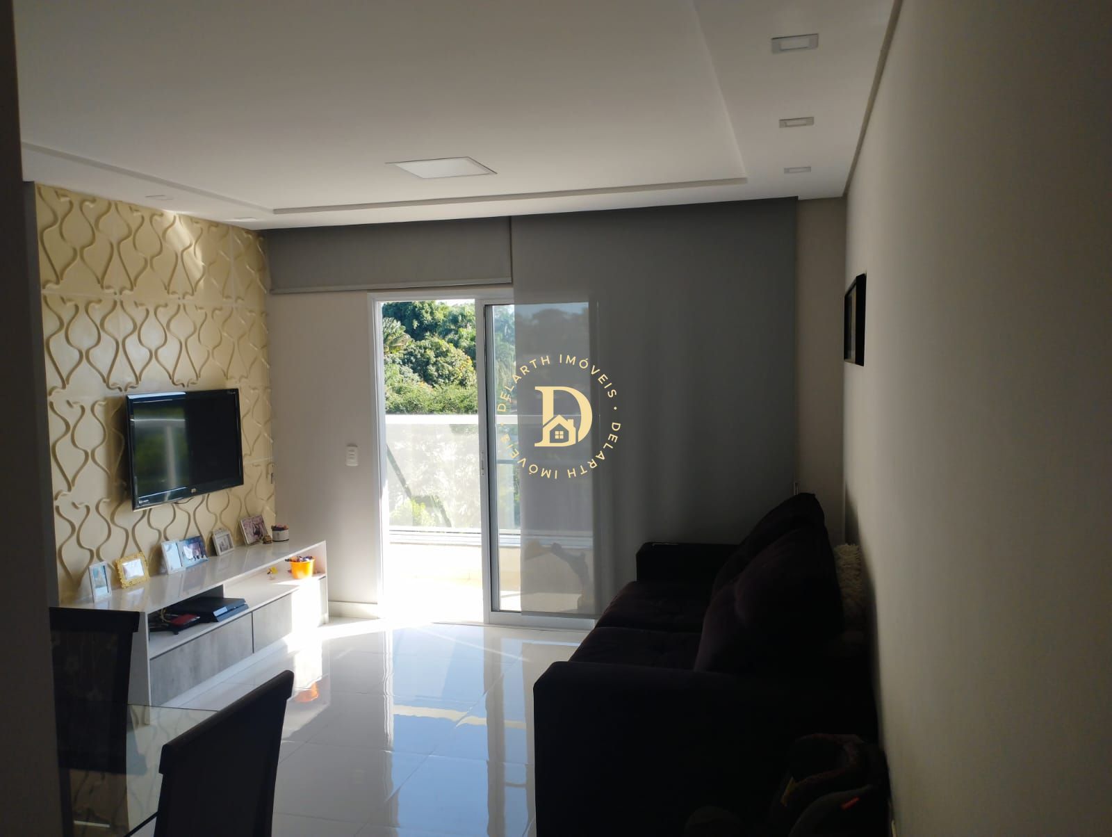 Apartamento à venda com 3 quartos, 76m² - Foto 1