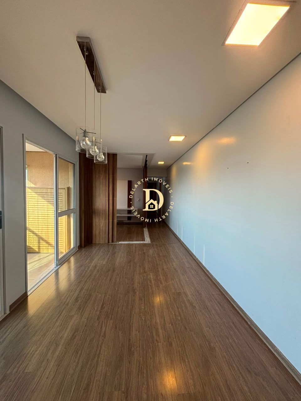 Apartamento - Ed.Portal do Parque - Pq. Industrial - SJCampos - 3 Dorm(1 suíte)