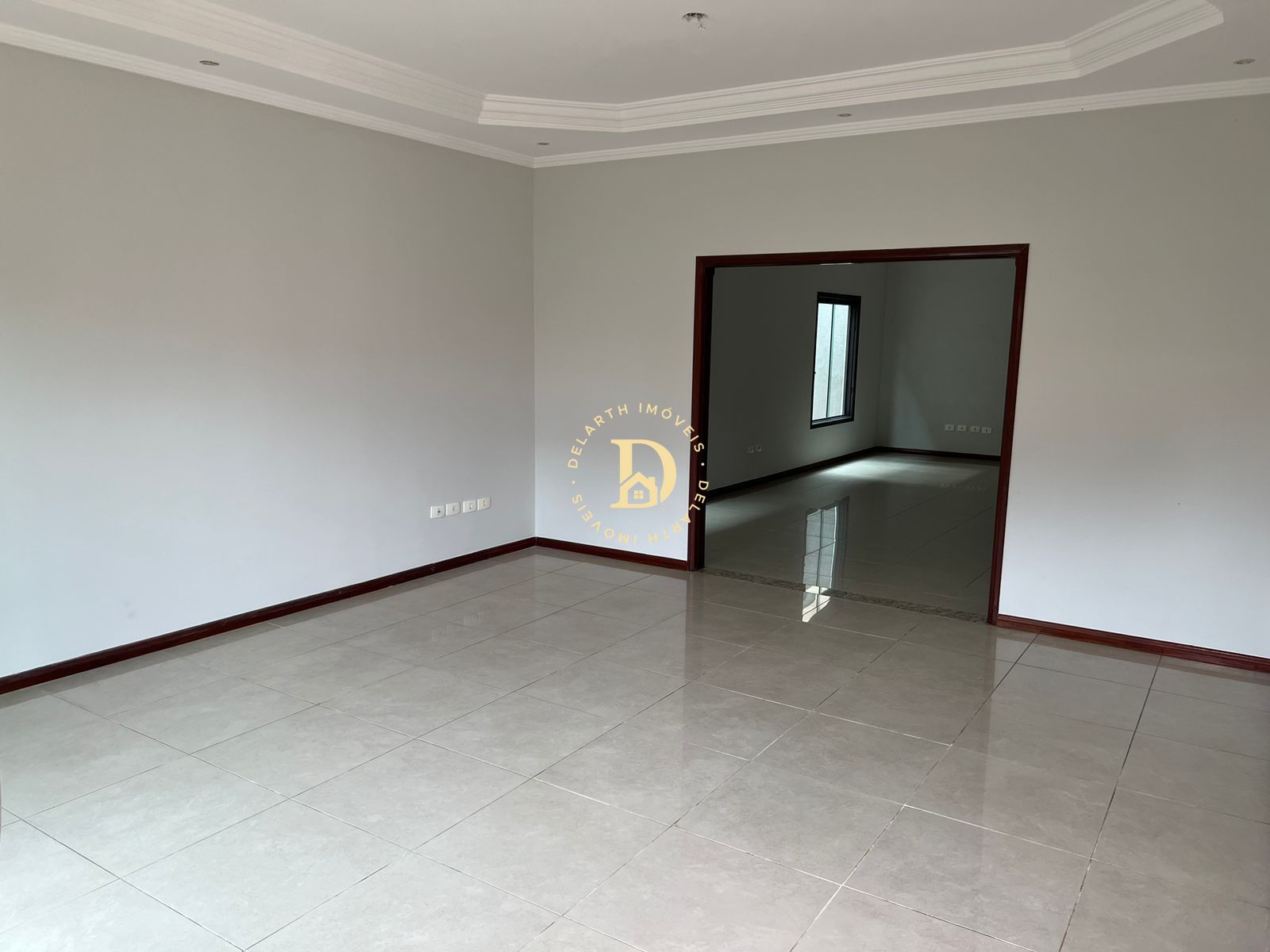 Sobrado à venda com 5 quartos, 320m² - Foto 3