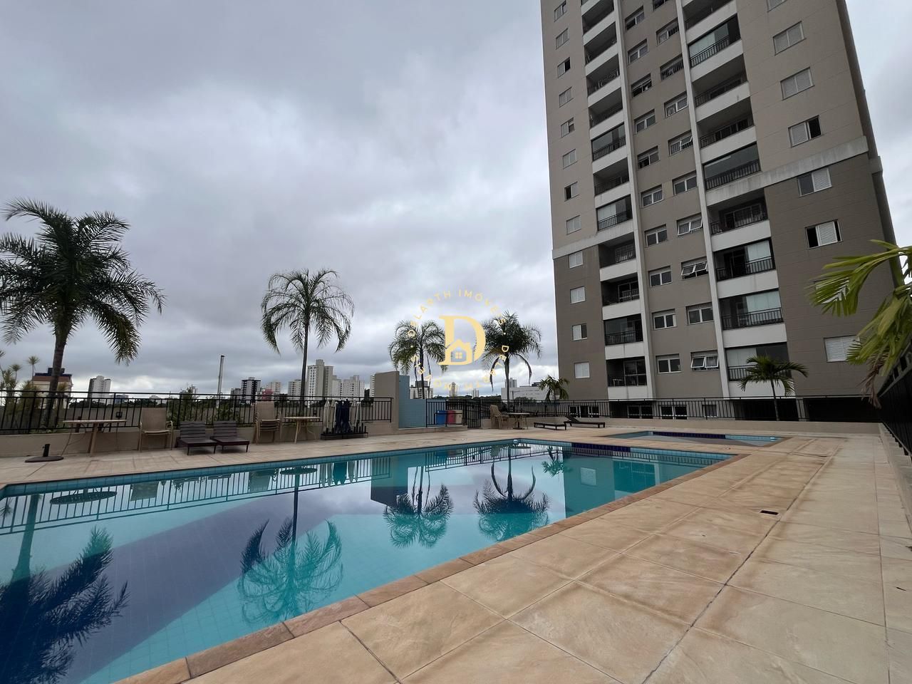 Apartamento à venda com 2 quartos, 65m² - Foto 11
