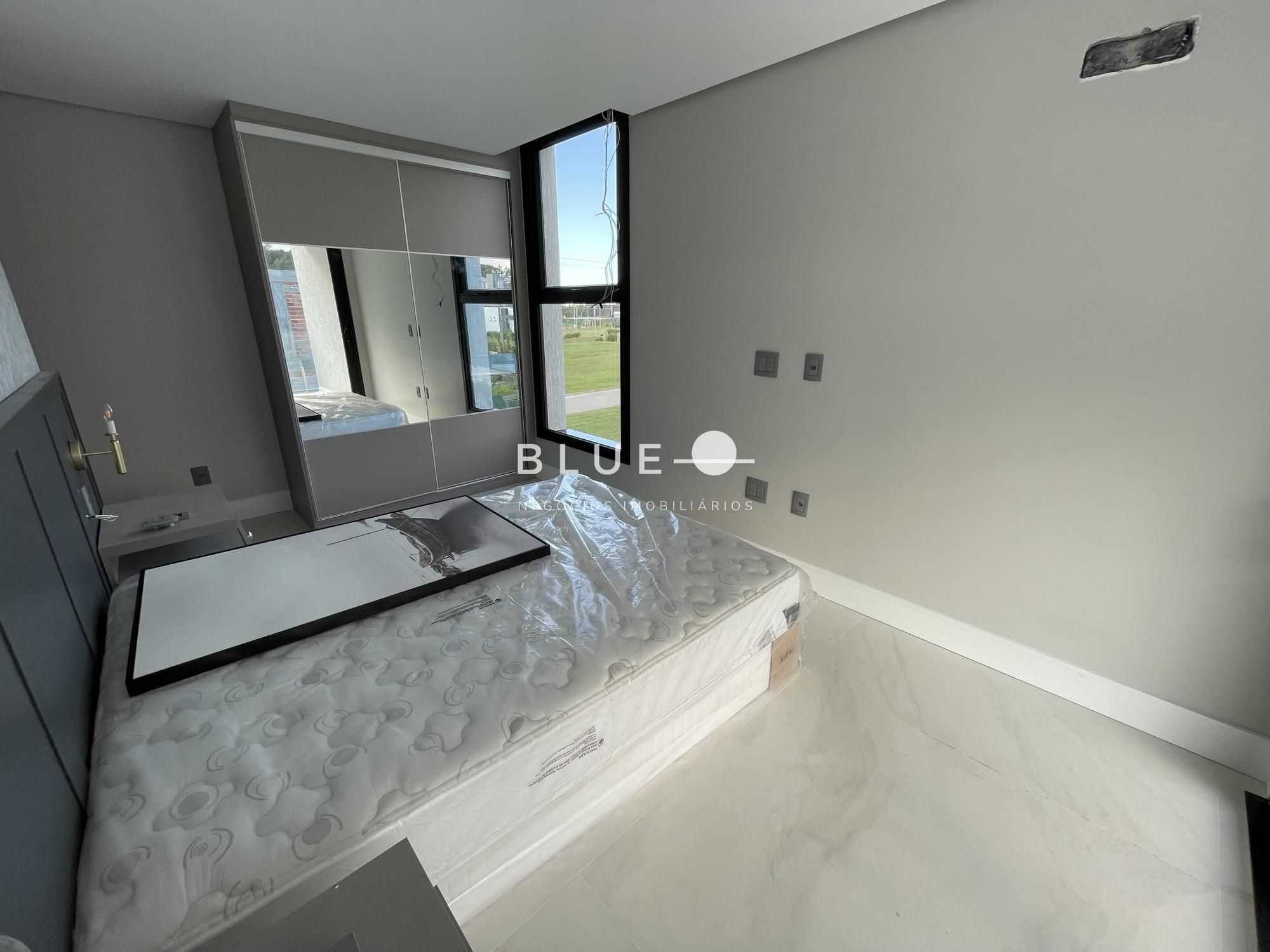 Casa de Condomínio à venda com 4 quartos, 386m² - Foto 33