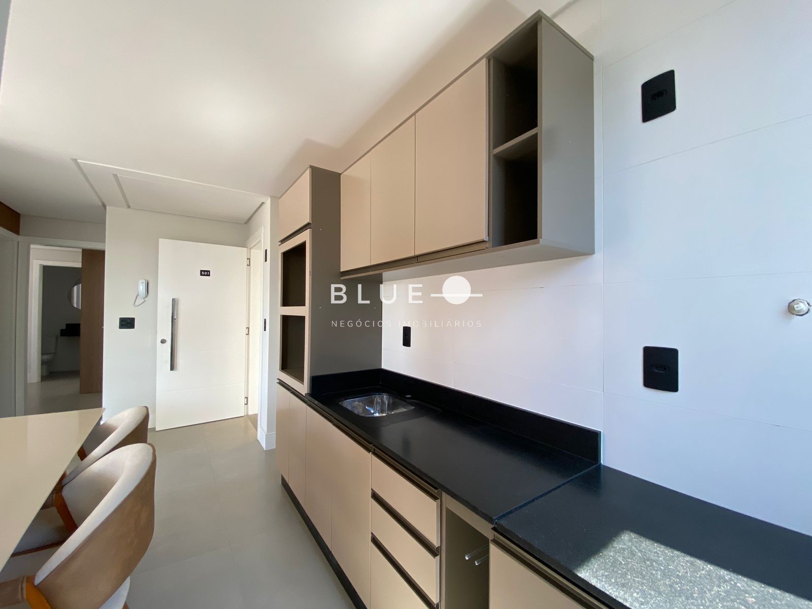 Apartamento à venda com 2 quartos, 62m² - Foto 209