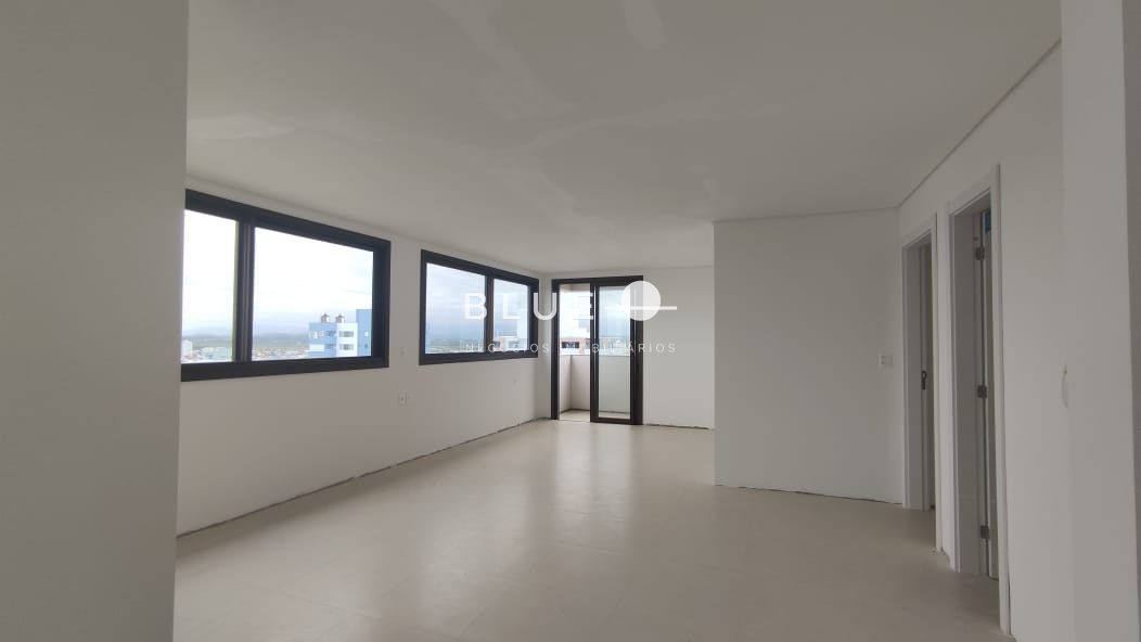 Apartamento à venda com 2 quartos, 77m² - Foto 15