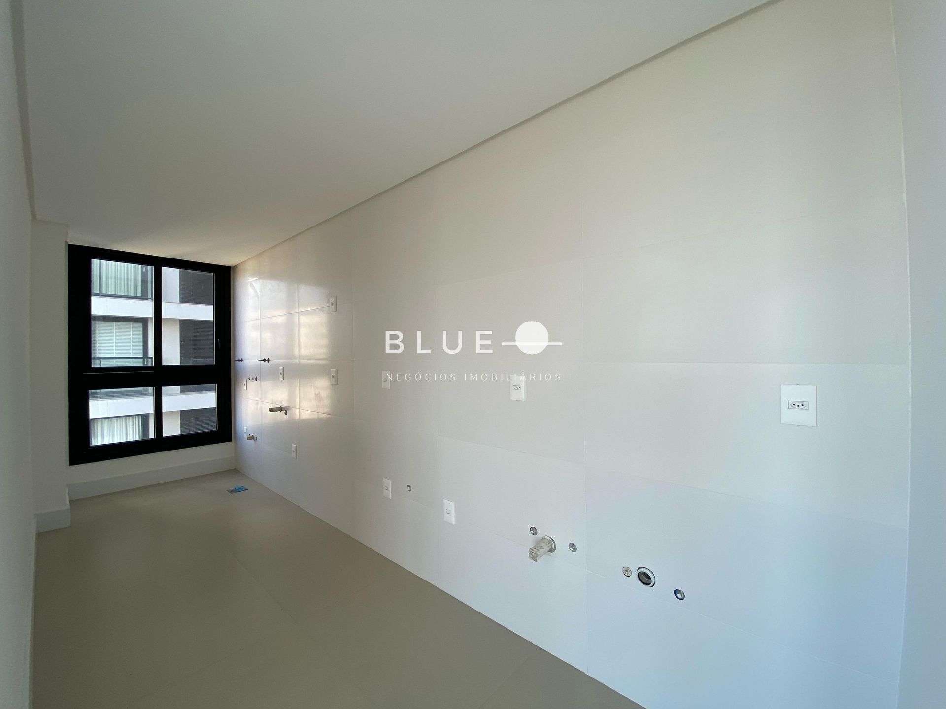 Apartamento à venda com 3 quartos, 142m² - Foto 15