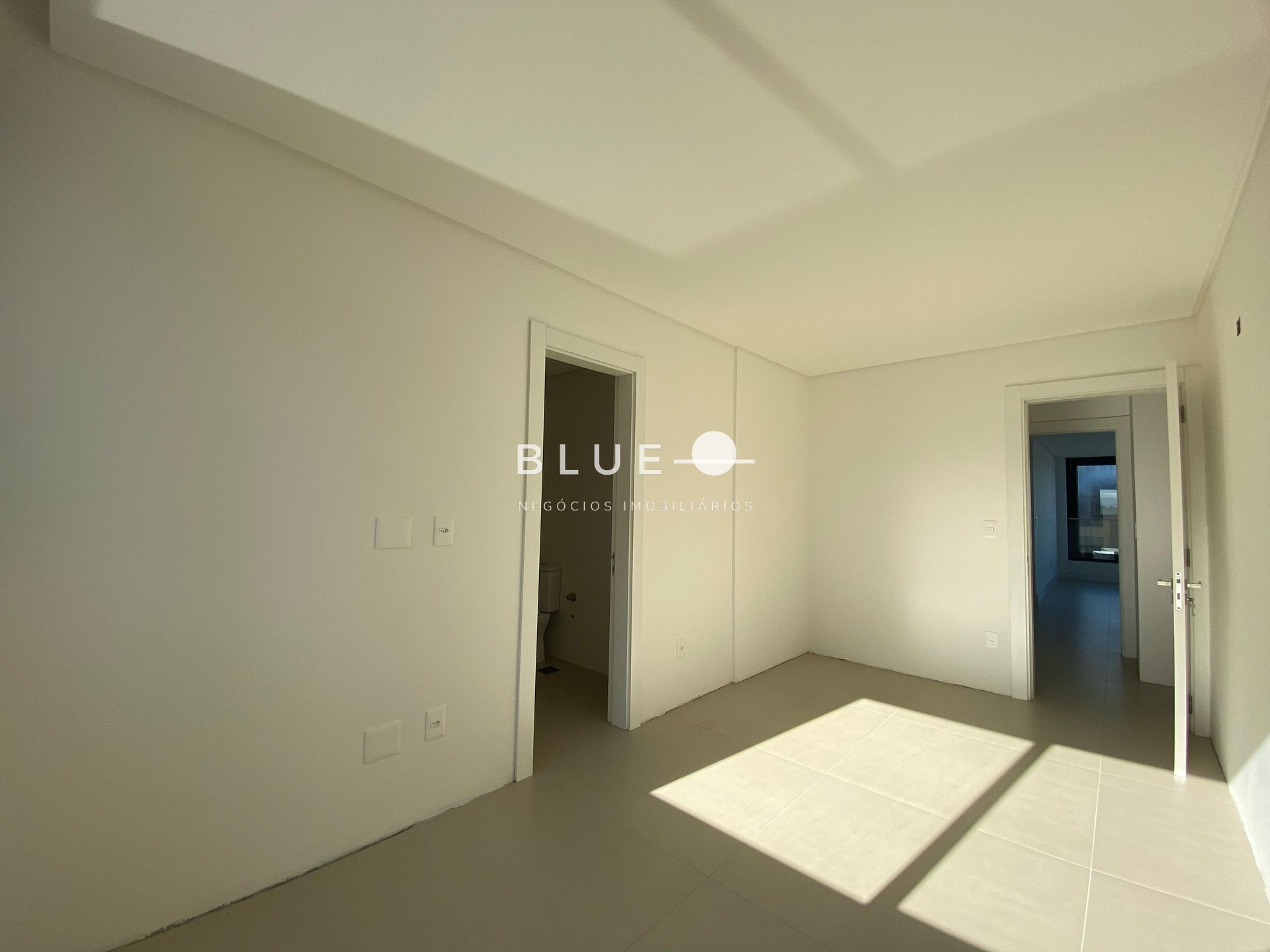 Apartamento à venda com 3 quartos, 142m² - Foto 22