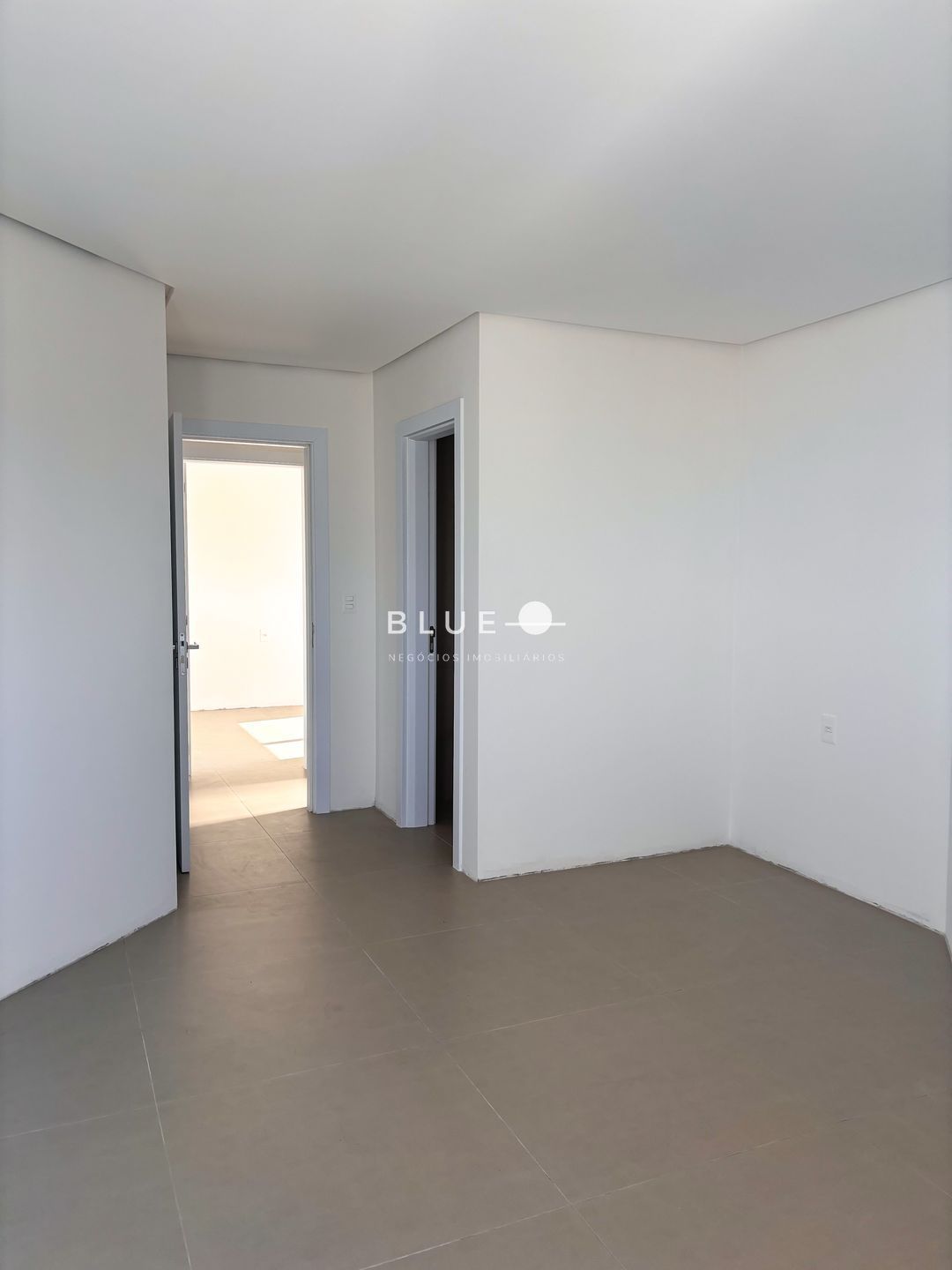 Apartamento à venda com 2 quartos, 93m² - Foto 25