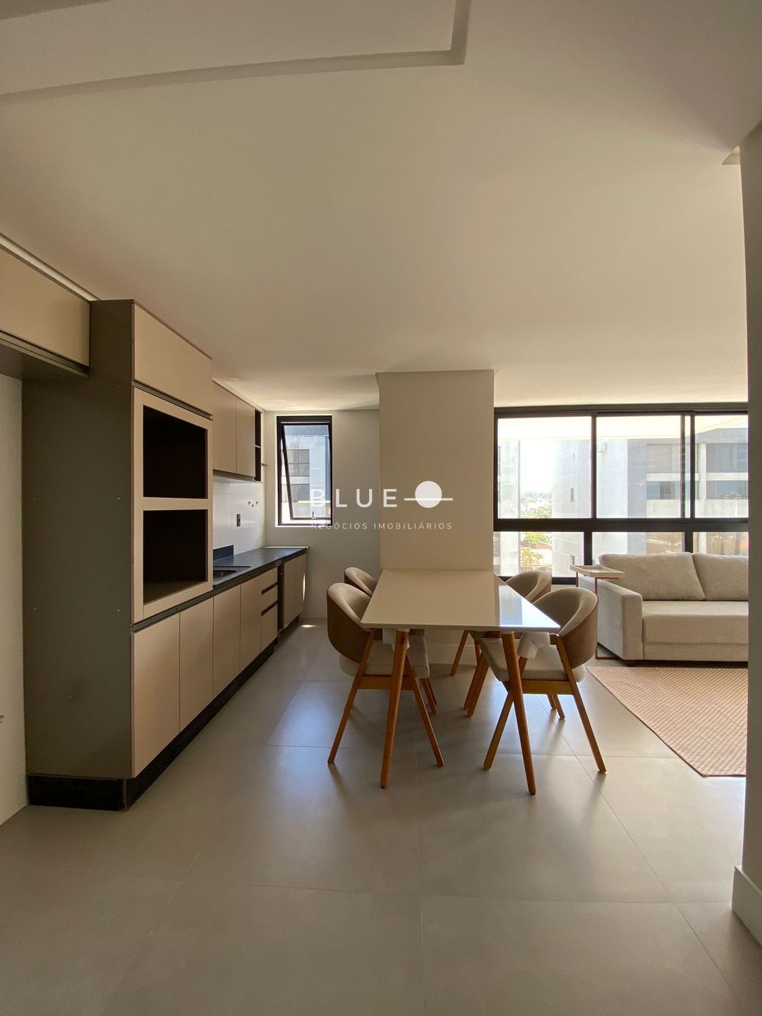 Apartamento à venda com 2 quartos, 60m² - Foto 162