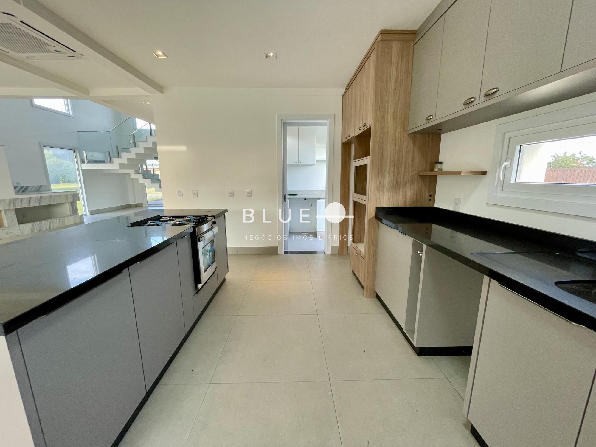 Casa de Condomínio à venda com 5 quartos, 295m² - Foto 13