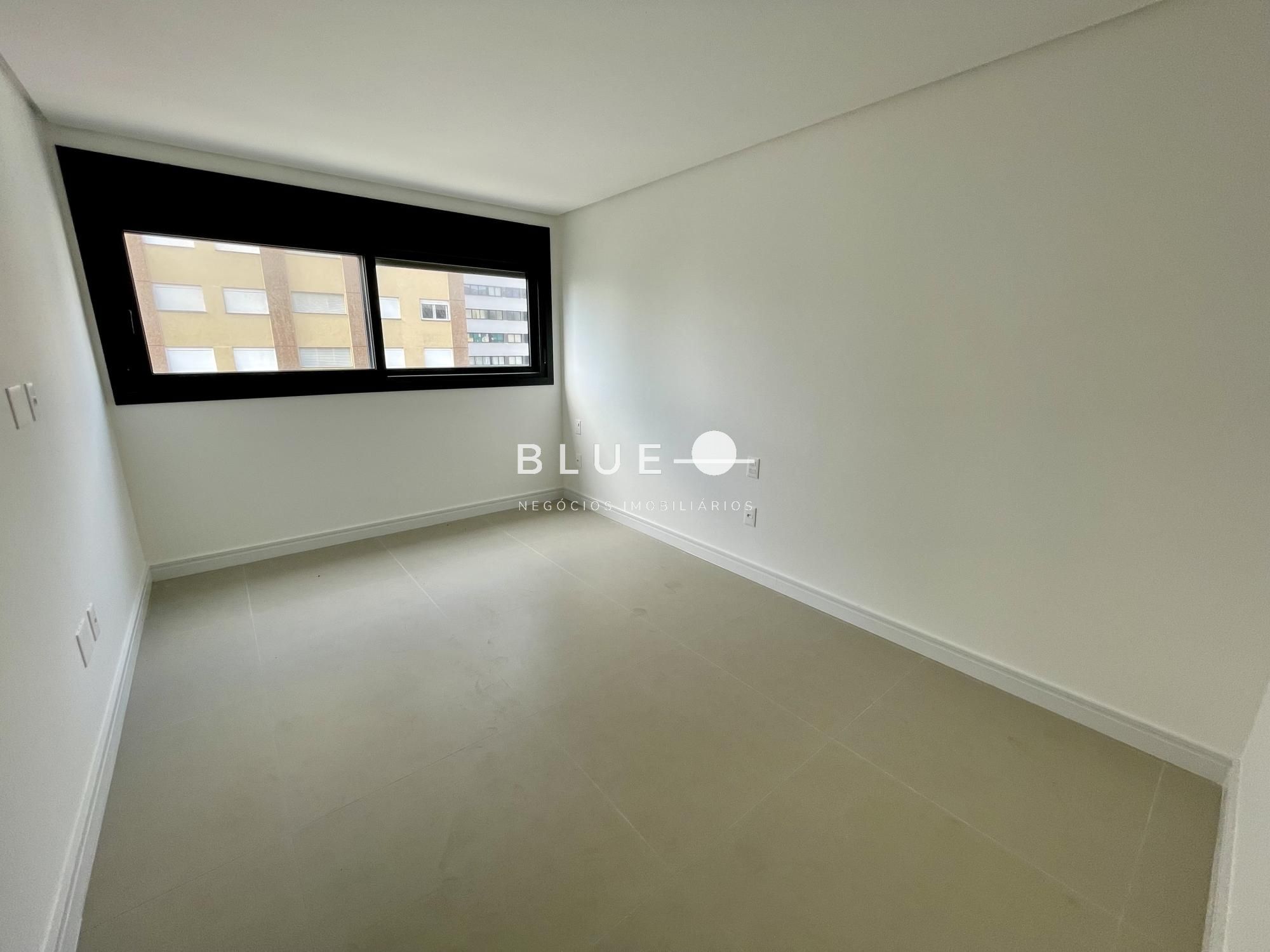 Apartamento à venda com 3 quartos, 117m² - Foto 19