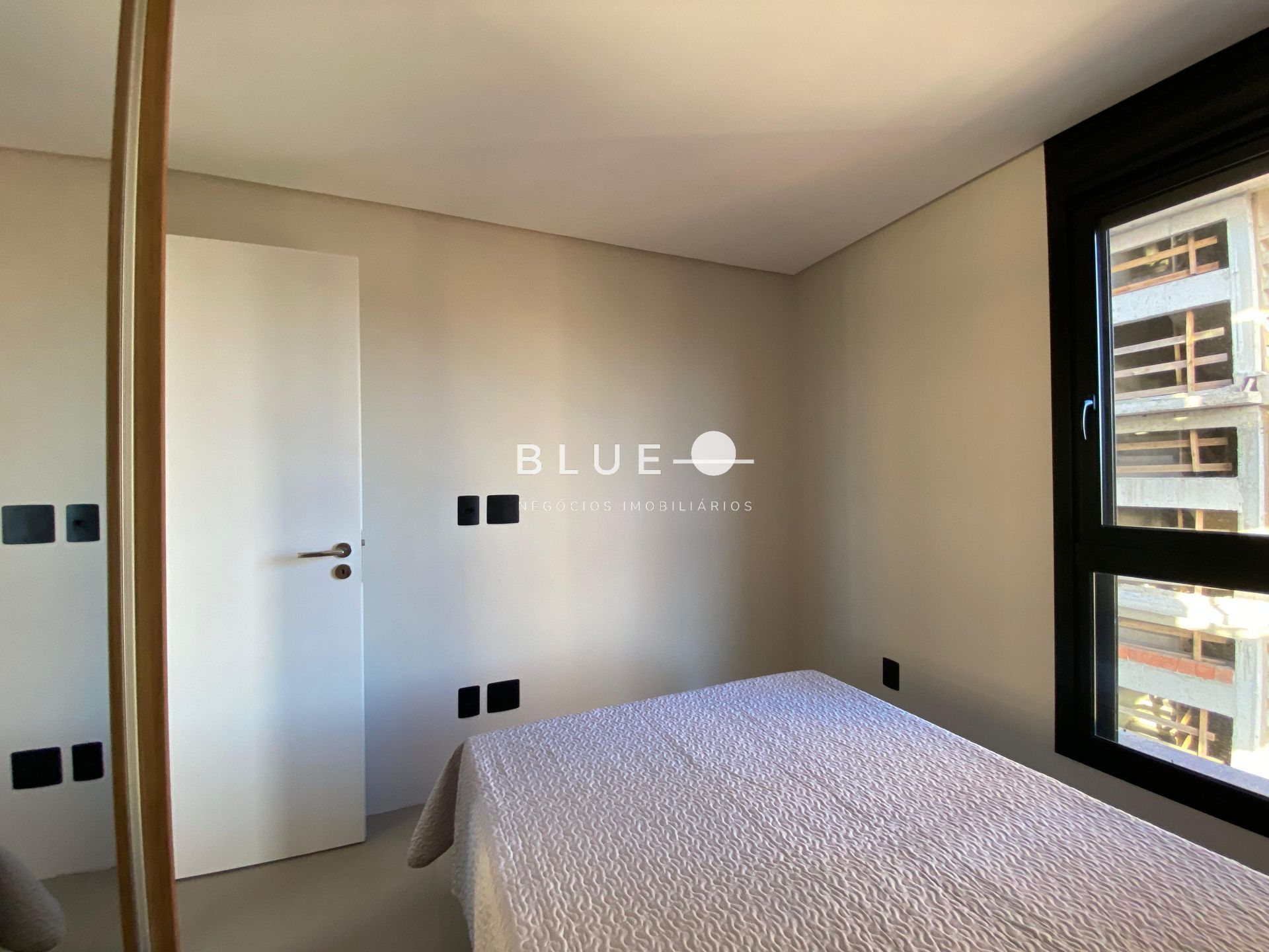 Apartamento à venda com 2 quartos, 62m² - Foto 268