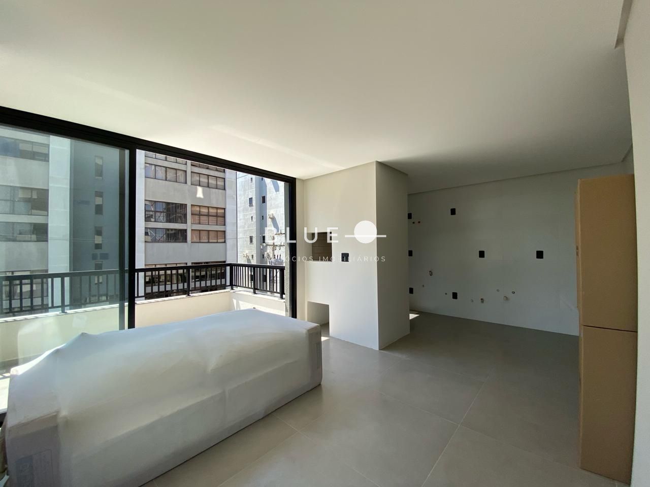 Apartamento à venda com 2 quartos, 62m² - Foto 205