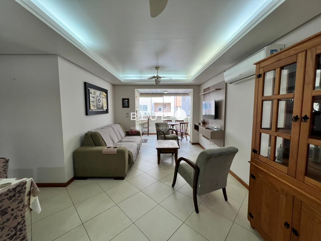 Apartamento com 2 Dormitórios à venda, 81 m² por R$ 950.000,00 Apartamento com 2 Dormitórios à venda, 81 m² por R$ 950.000,00